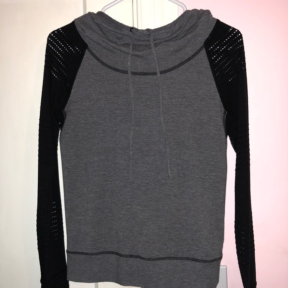 Athleta Charcoal Limitless Pullover Hoodie - Picture 6 of 8